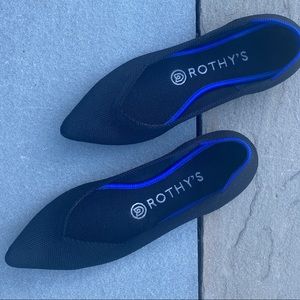 Rothy’s “The Point” in Black Solid